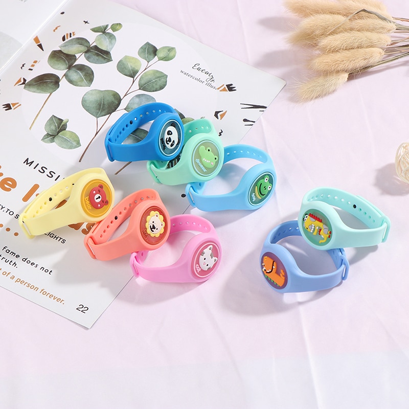 1PCS Children's Cartoon Mosquito Repellent Bracelet Plant Essential Oil Mosquito Repellent Ring Wristband Watch